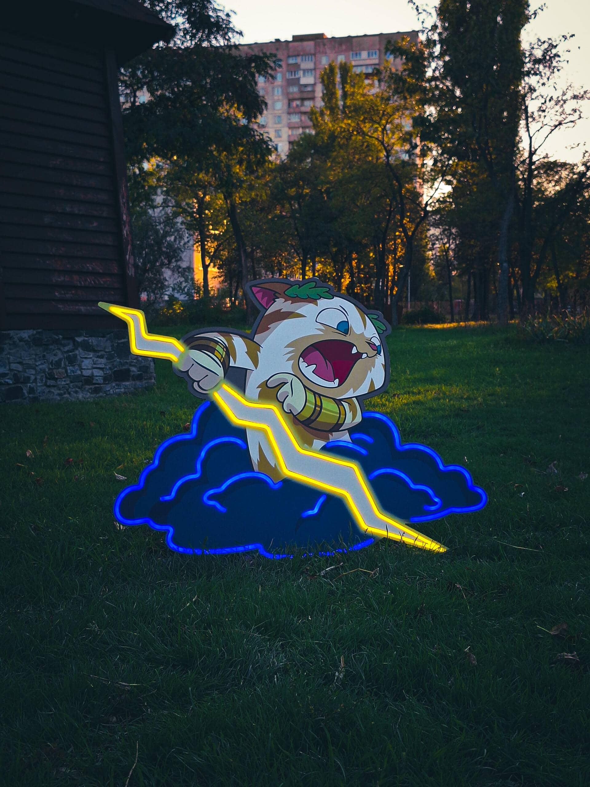 Exclusive Zeus Cat Neon Art – stunning wall decoration featuring a lightning-wielding cat with clouds. Perfect LED lighting for cat lovers and modern decor enthusiasts. Transform your interior!